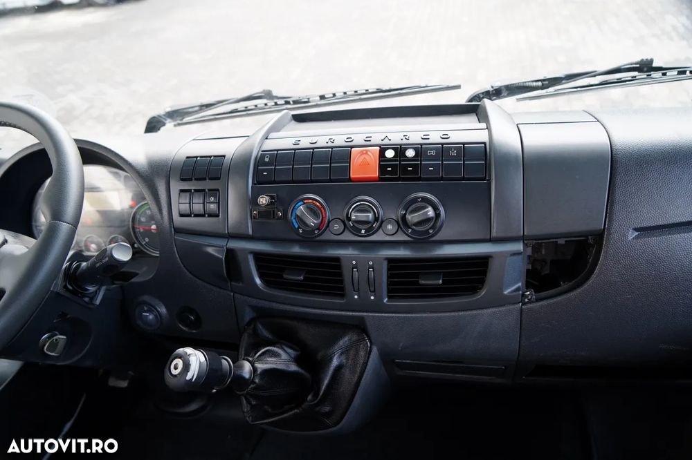 Iveco EUROCARGO 160 E22 / BASCĂLĂTOR 3 DIRECȚII / HIDRODOXIE LATERALĂ / BORDMATIC / EURO 5 EEV - 33