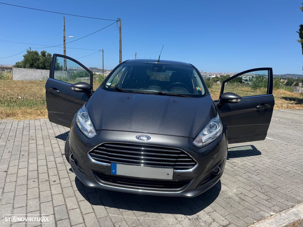 Ford Fiesta 1.5 TDCi Titanium - 4