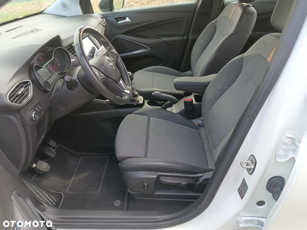 Opel Crossland X - 10
