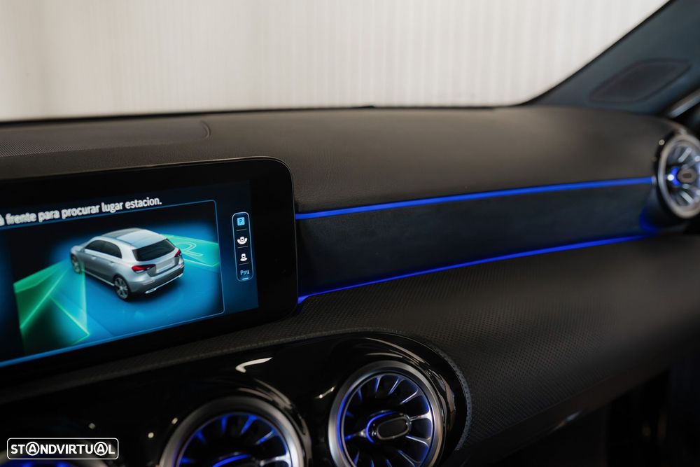 Mercedes-Benz A 250 e 8G-DCT AMG Line - 51