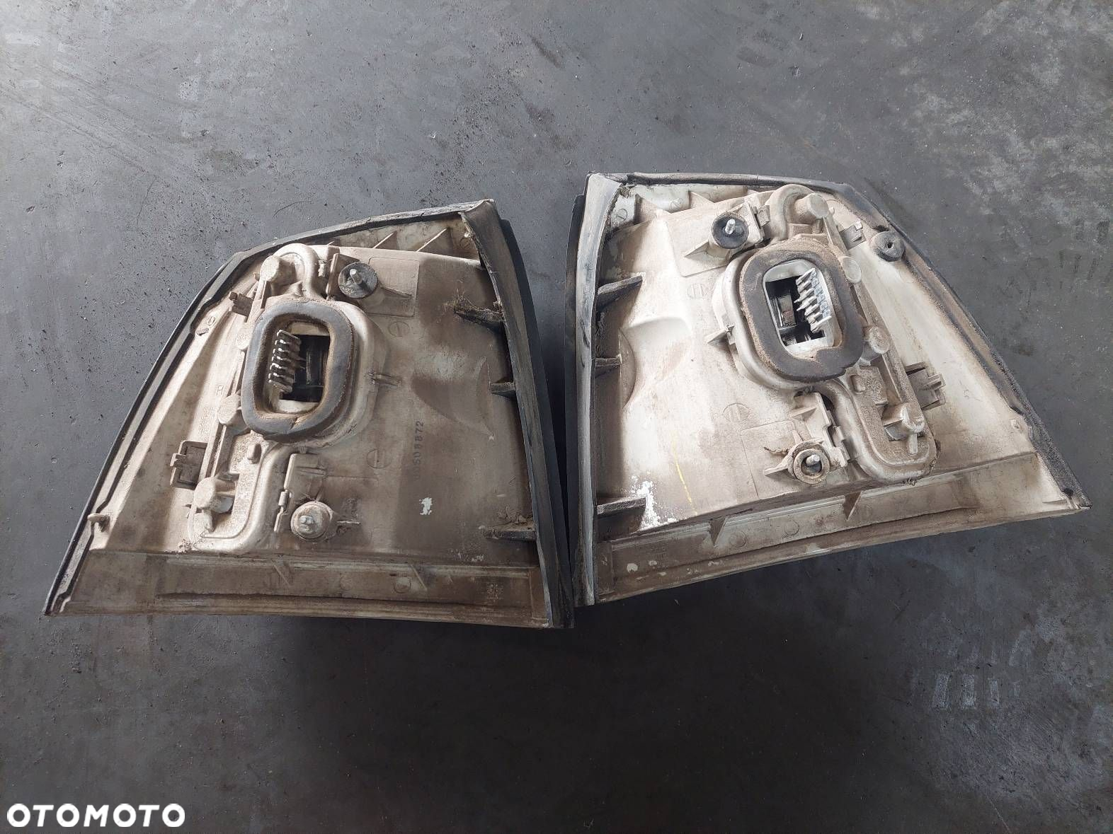 KOMPLETNY TYŁ KLAPA BAGAŻNIKA ZDERZAK TYŁ LAMPY OPEL ASTRA G Z282 - 3
