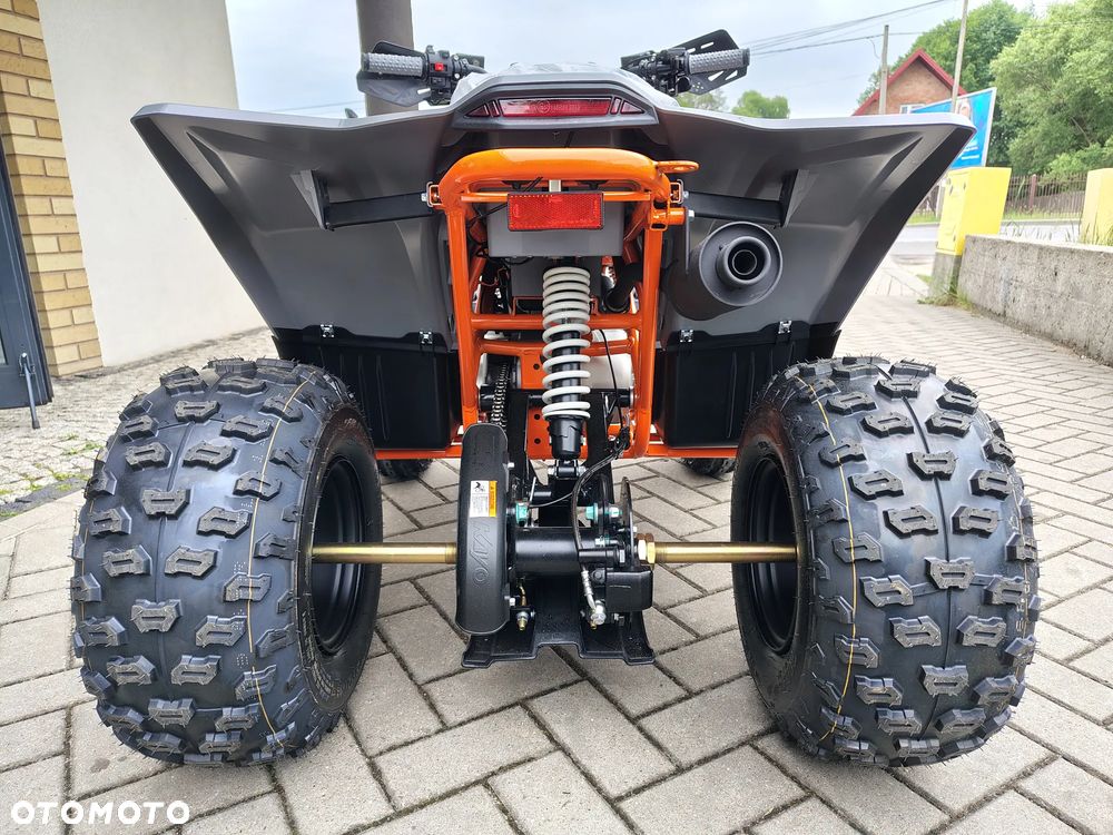 KAYO AU - 2