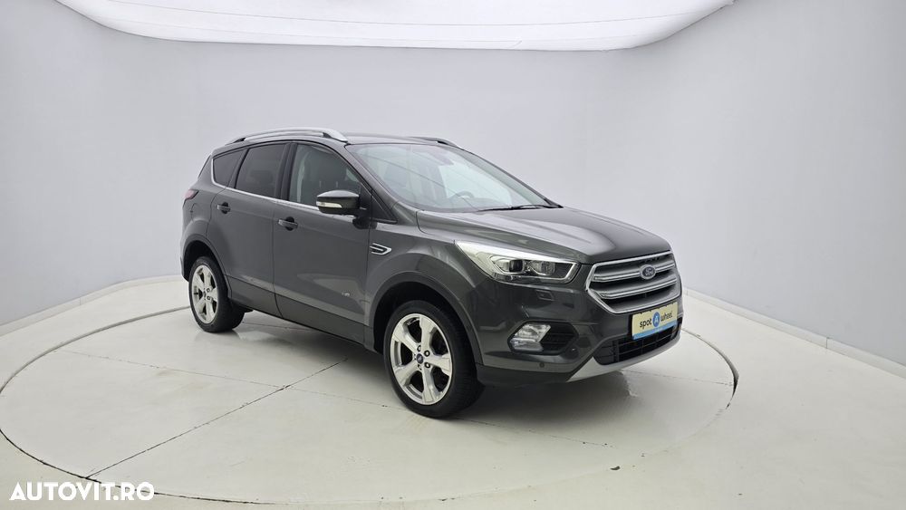 Ford Kuga - 4