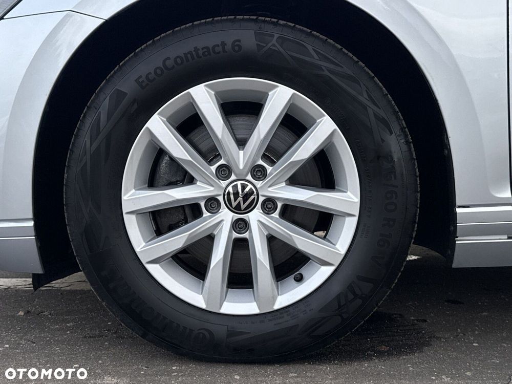 Volkswagen Passat 2.0 TDI Business DSG - 38