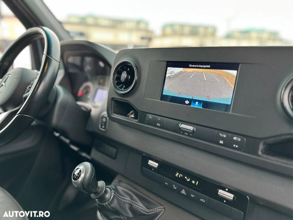 Mercedes-Benz Sprinter - 3