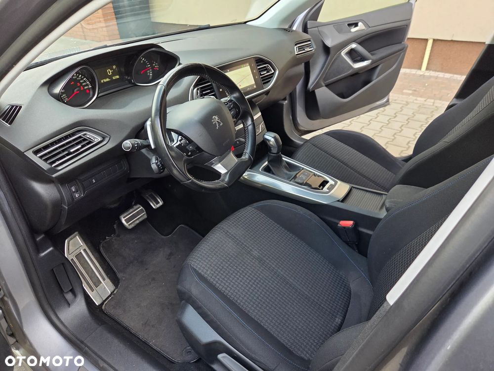 Peugeot 308 BlueHDi FAP 130 EAT6 Stop & Start Active - 9