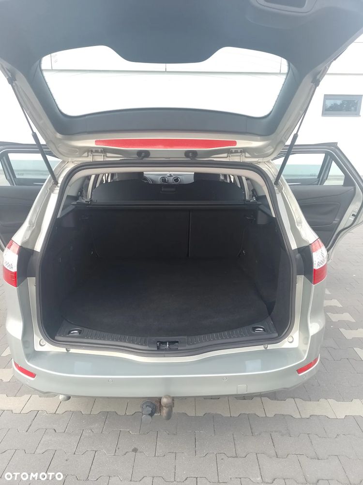Ford Mondeo 2.0 TDCi Titanium - 21