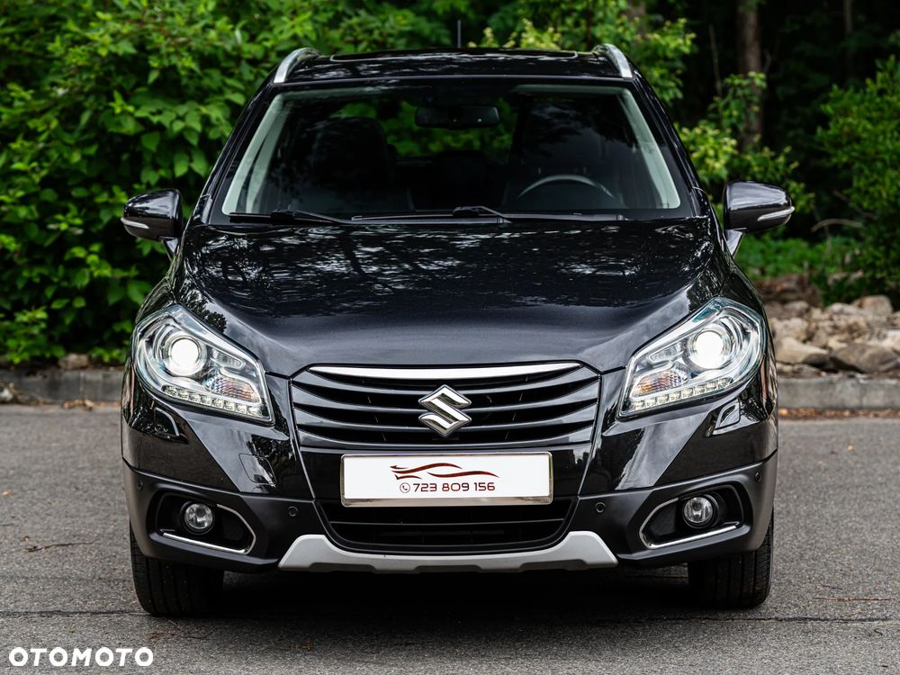 Suzuki SX4 S-Cross 1.6 Premium 4WD - 23