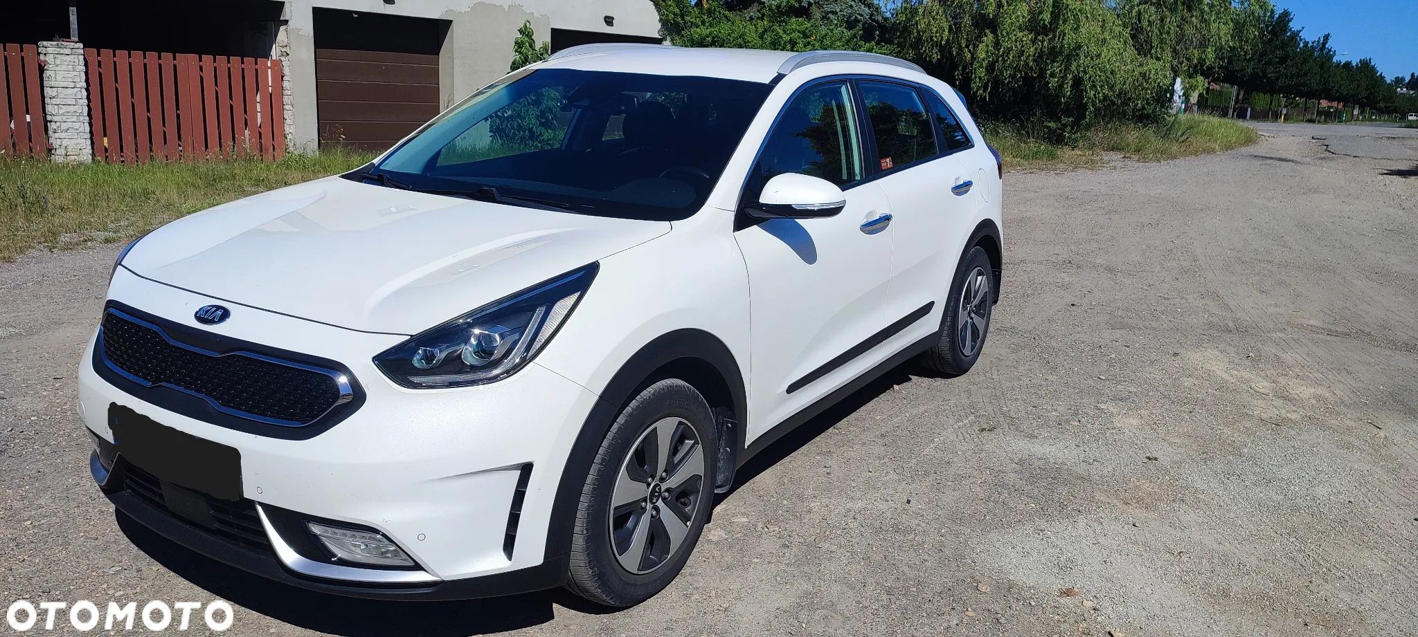 Kia Niro 1.6 GDI Hybrid L - 1