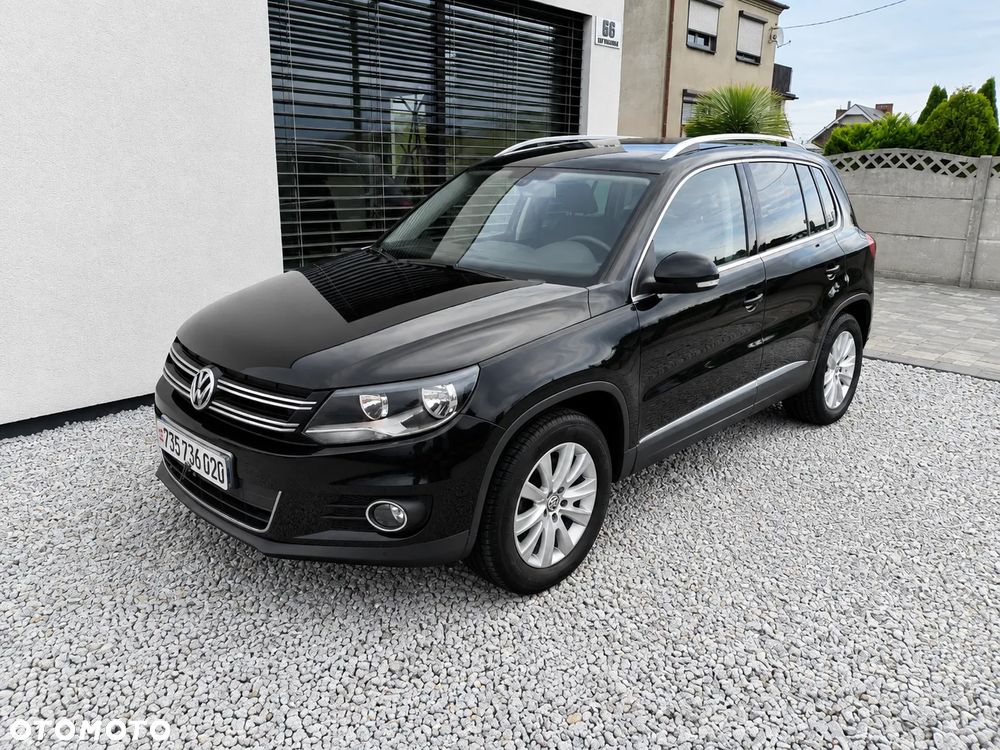 Volkswagen Tiguan - 1