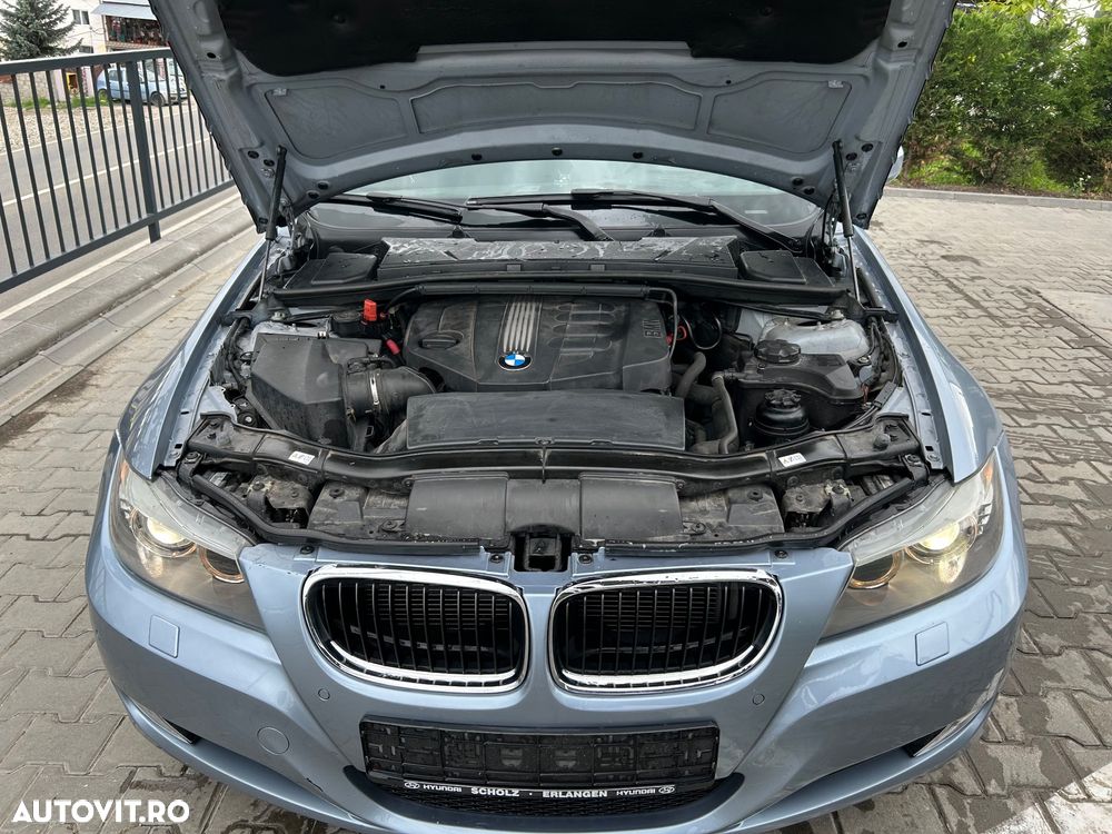 BMW Seria 3 318d DPF Aut. - 11
