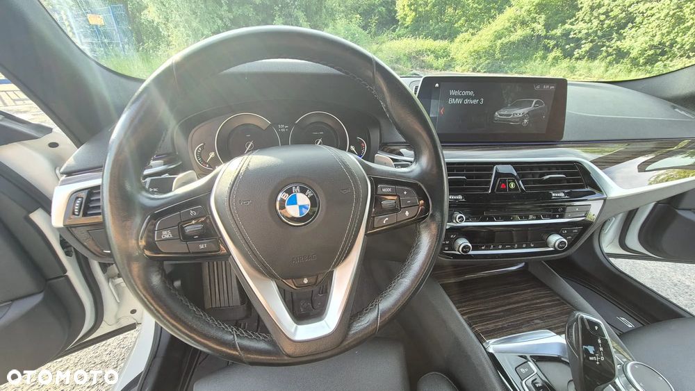 BMW Seria 5 - 12