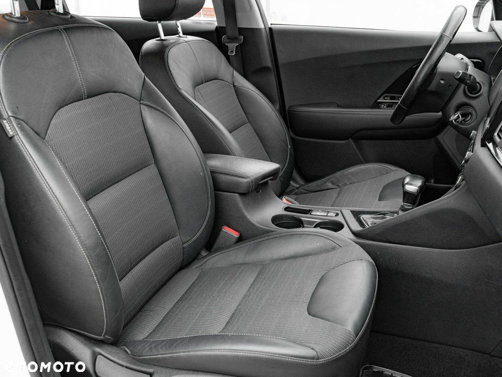 Kia Niro - 35