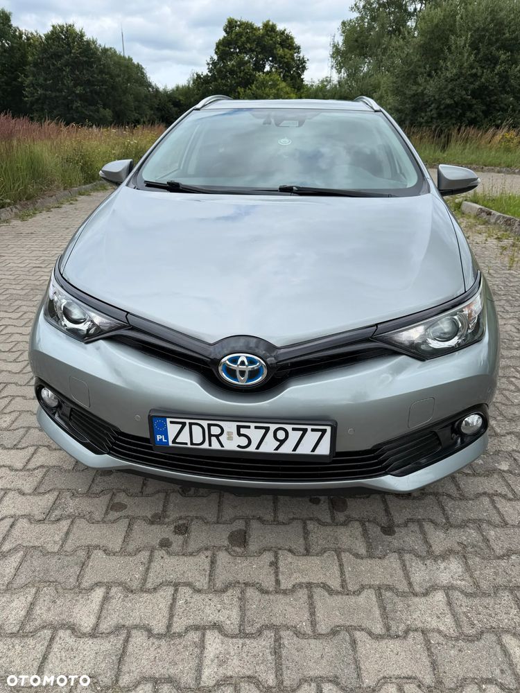Toyota Auris Hybrid 135 Premium - 3