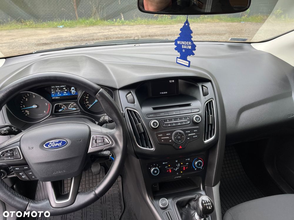 Ford Focus 1.5 TDCi Titanium - 17