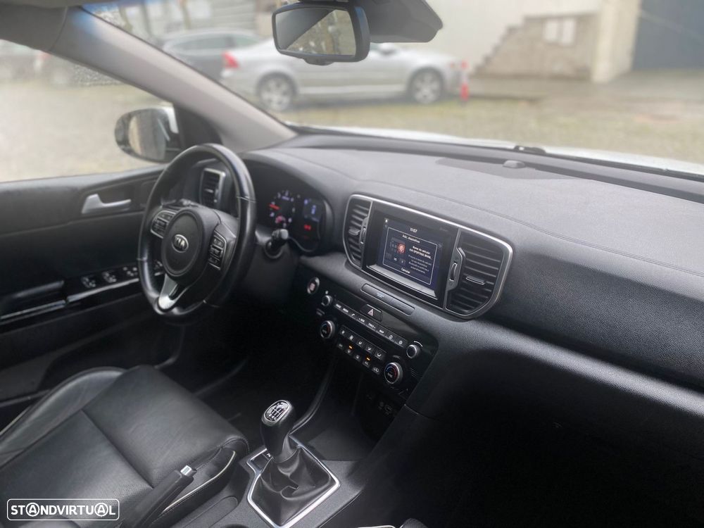 Kia Sportage 1.7 CRDI ISG Nav Line - 27