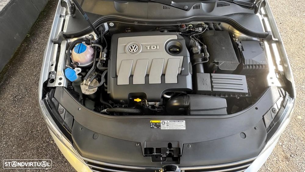 VW Passat 1.6 TDI BlueMotion - 50