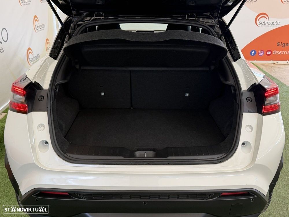 Nissan Juke 1.0 DIG-T N-Connecta DCT - 21