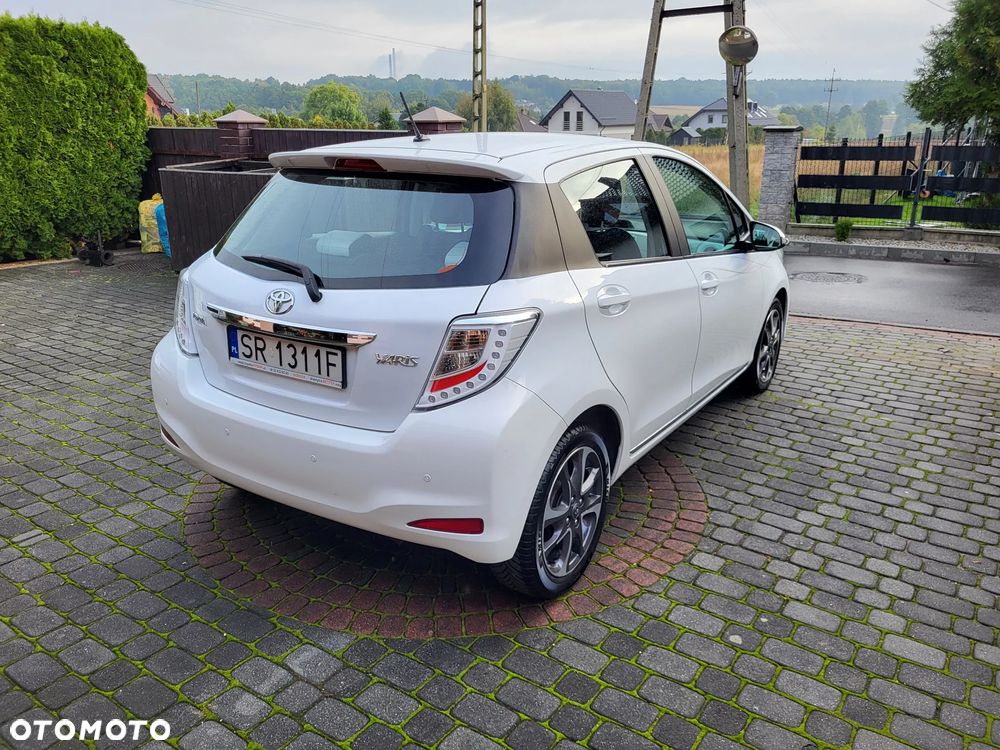 Toyota Yaris - 5