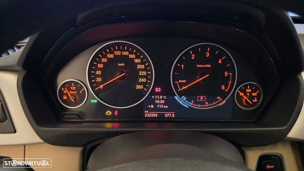 BMW 318 Gran Turismo d Auto Line Modern - 38