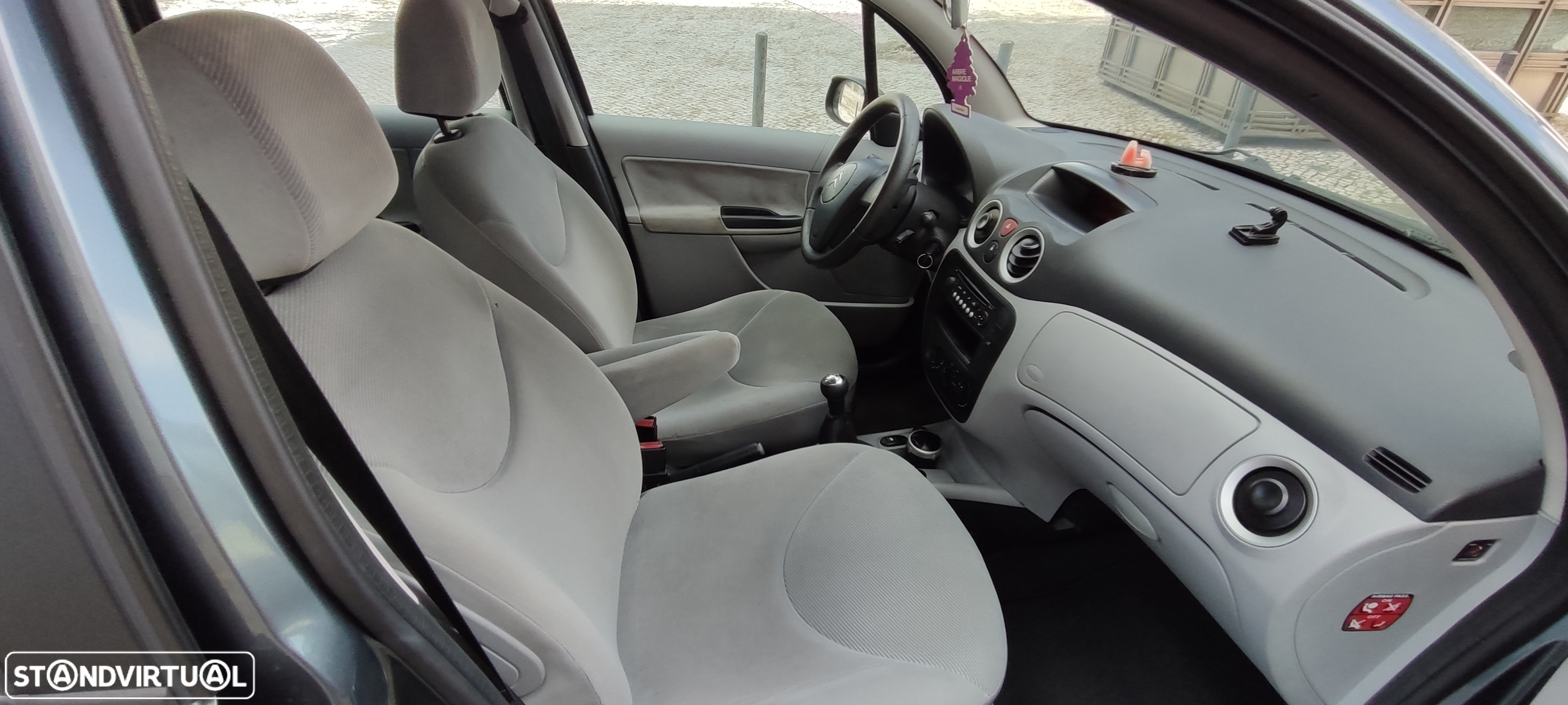 Citroën C3 1.4 HDi SX - 18