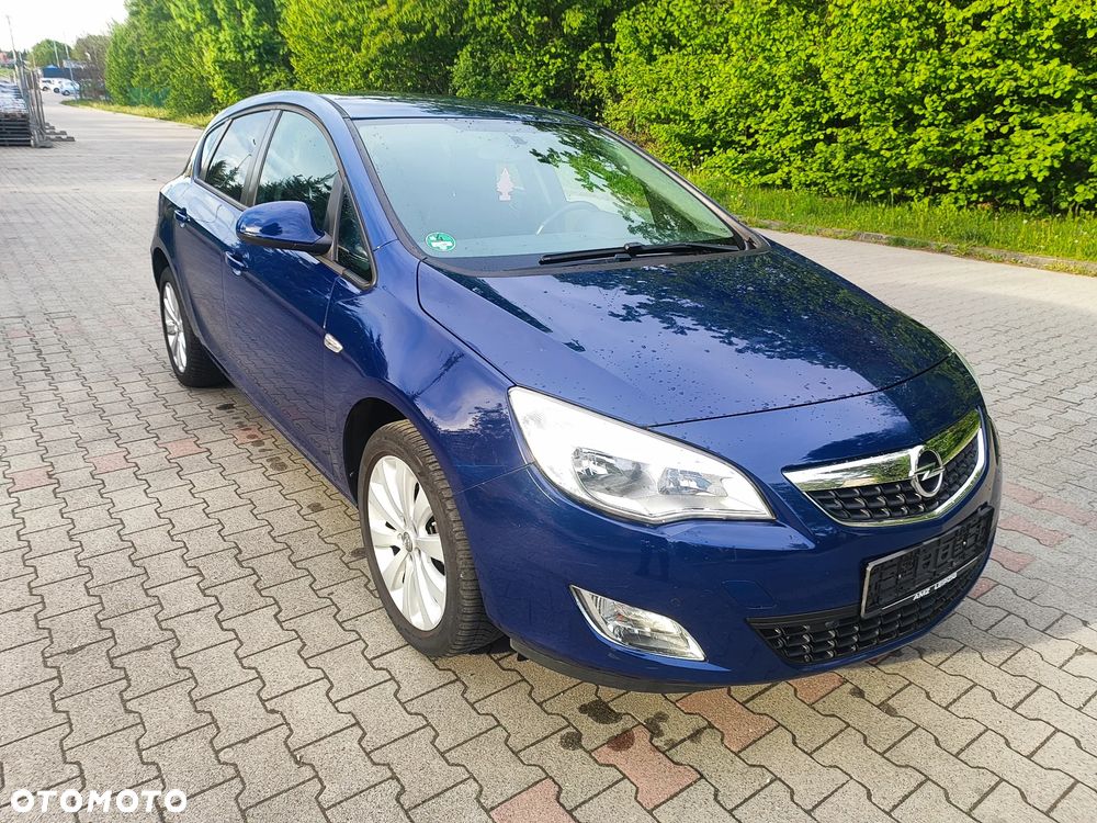 Opel Astra 1.4 EcoFLEX Design Edition - 1