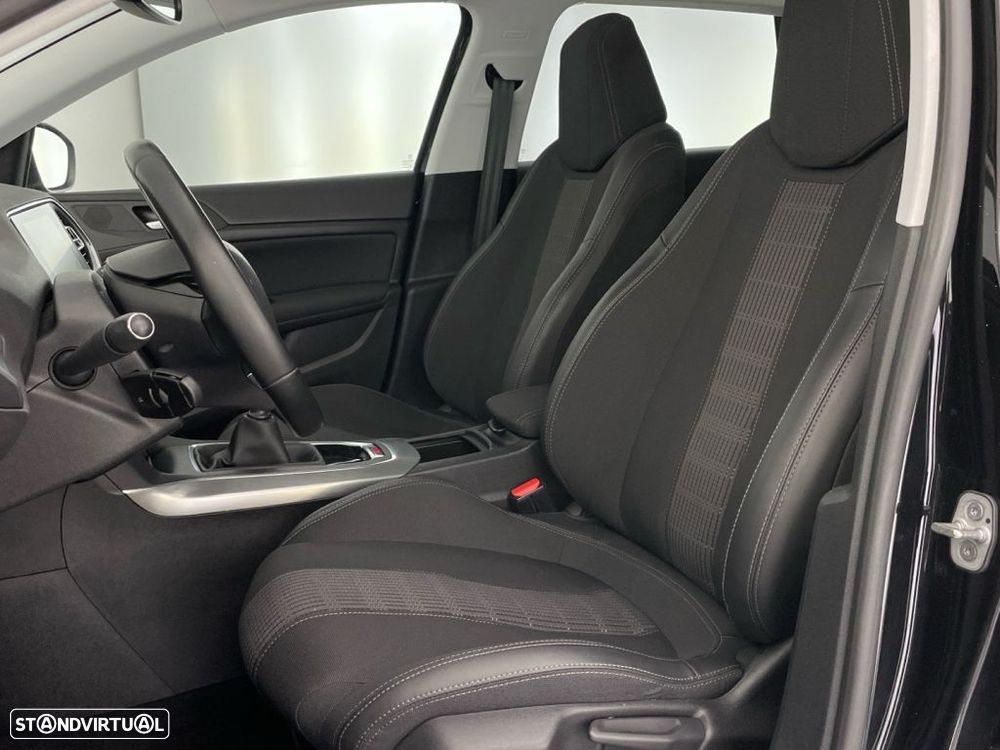 Peugeot 308 SW 1.2 PureTech Allure - 18