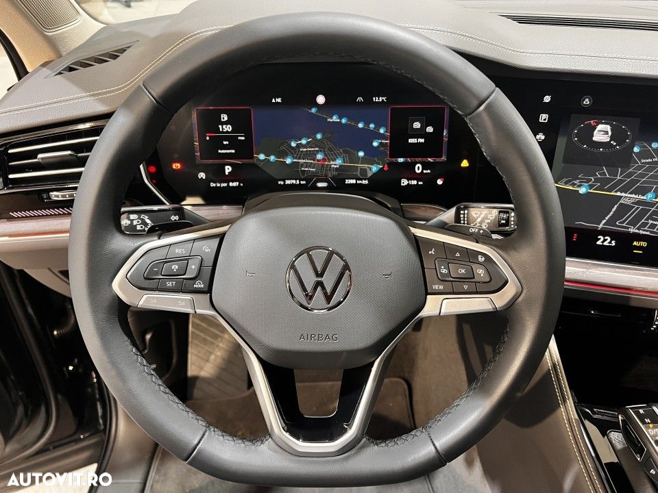 Volkswagen Touareg - 15