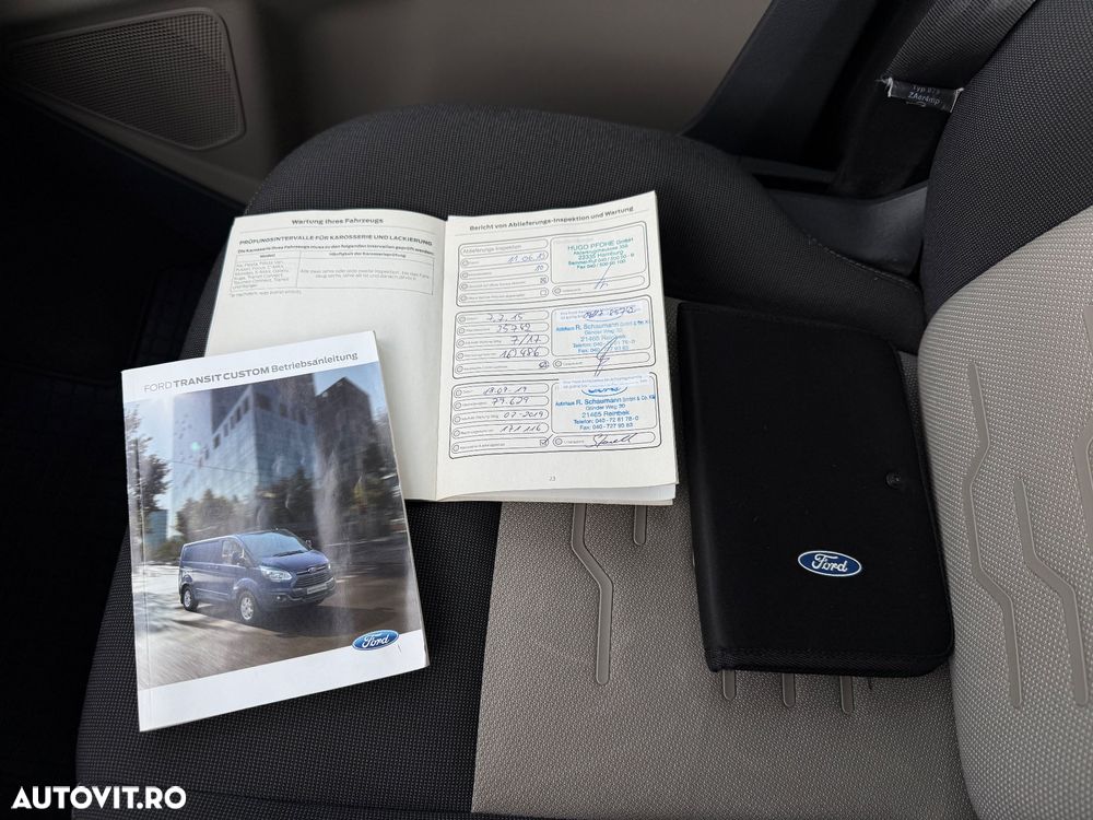 Ford Tourneo Custom - 38
