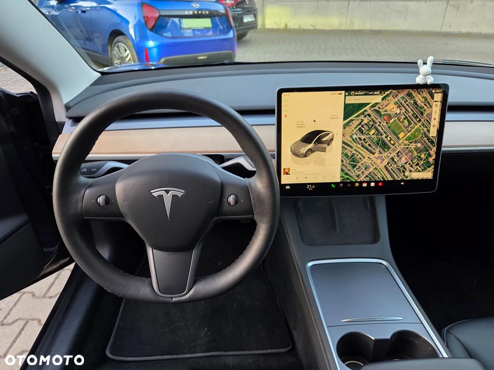 Tesla Model 3 Standard Reichweite Plus Hinterradantrieb - 11
