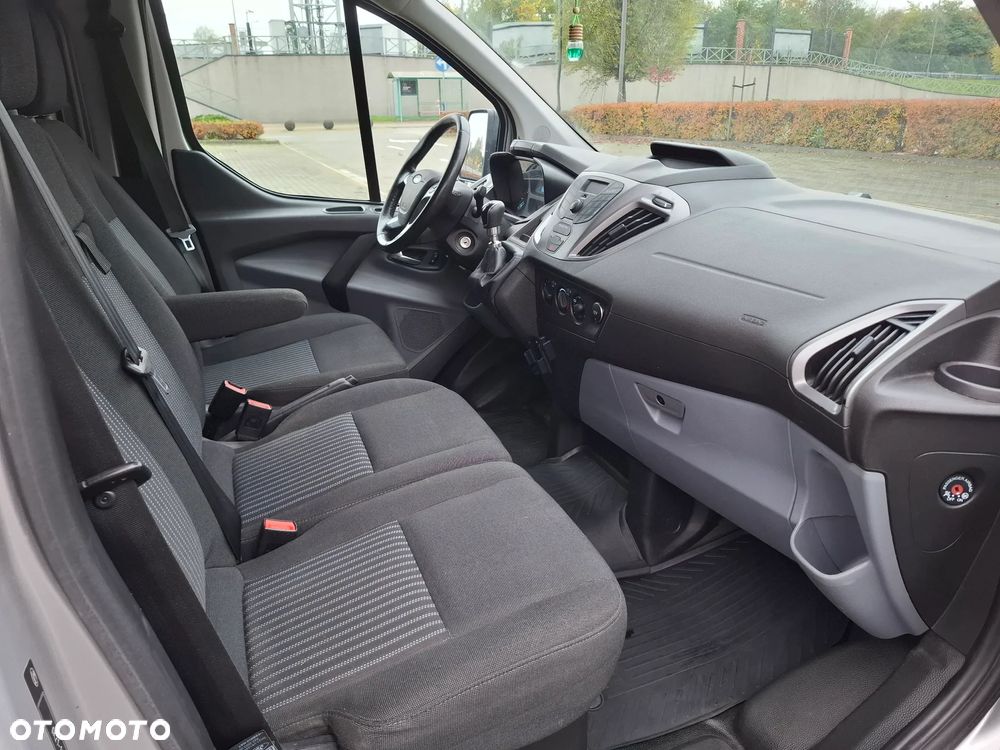 Ford Transit Custom - 12