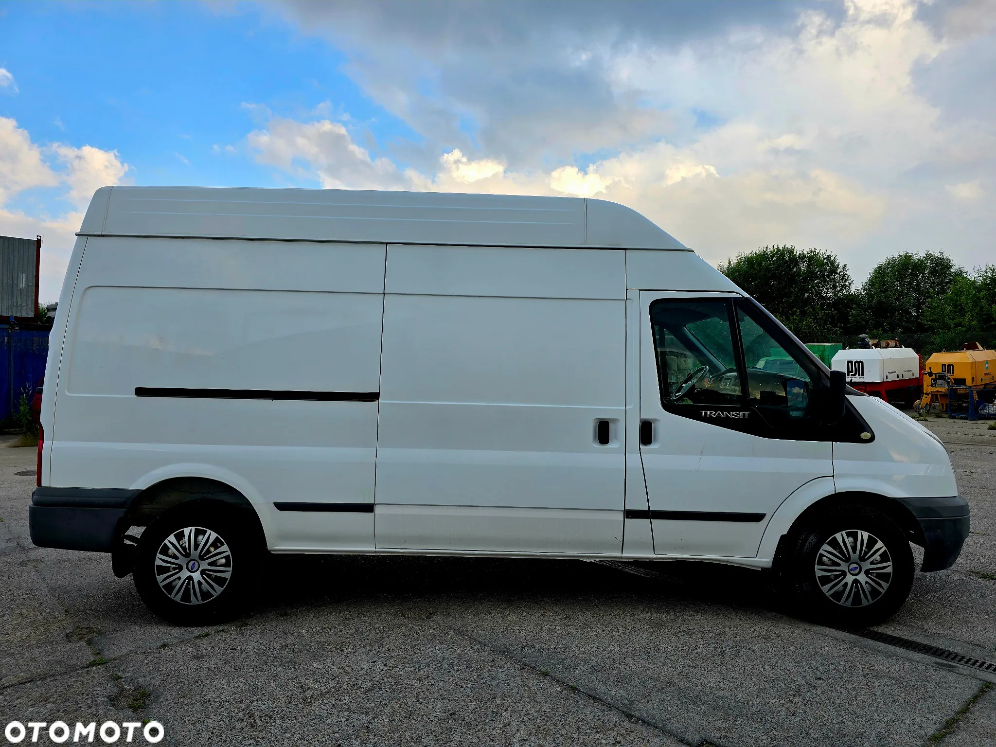 Ford Transit - 3