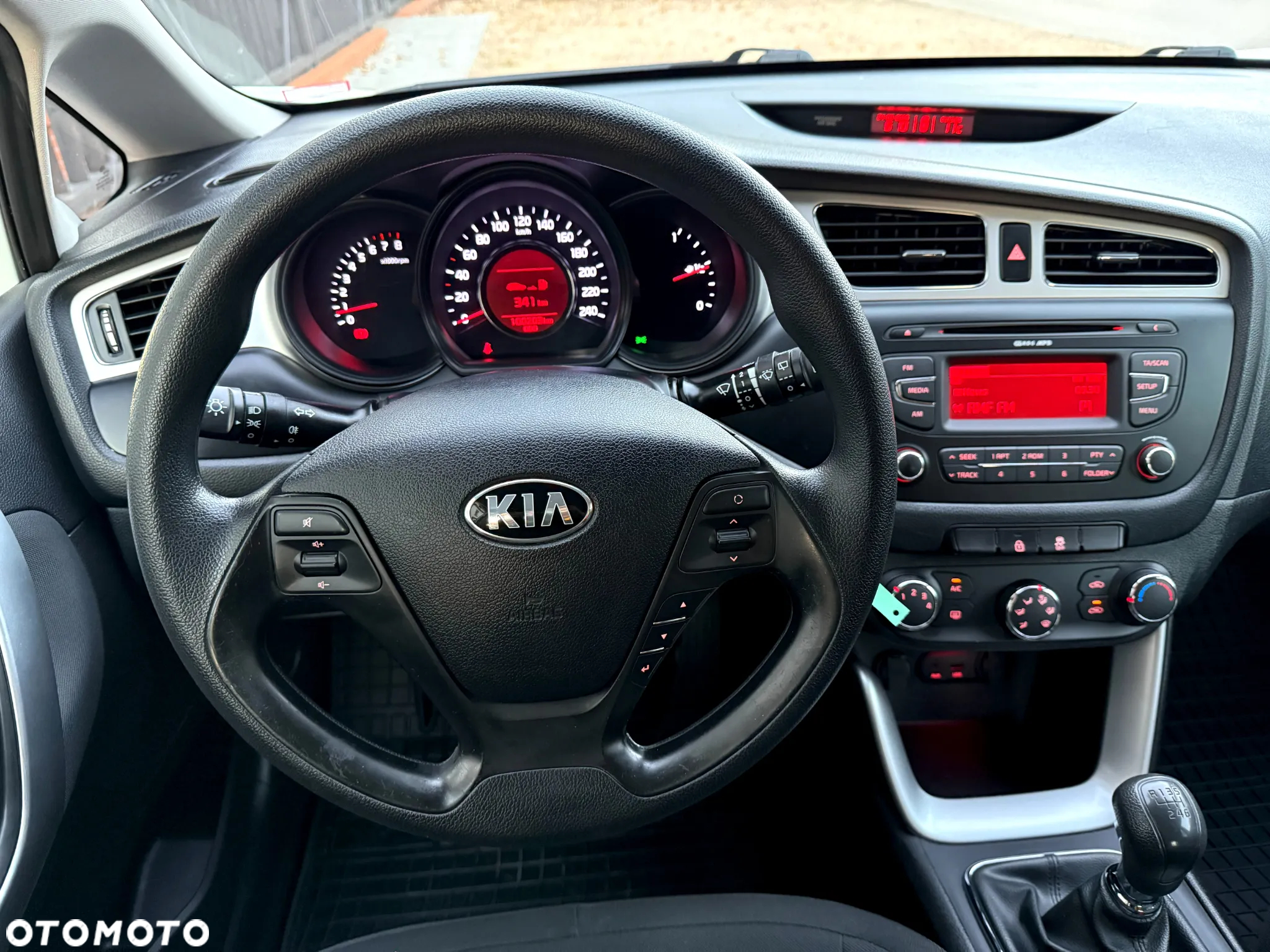Kia Ceed 1.4 CVVT Attract Plus - 12