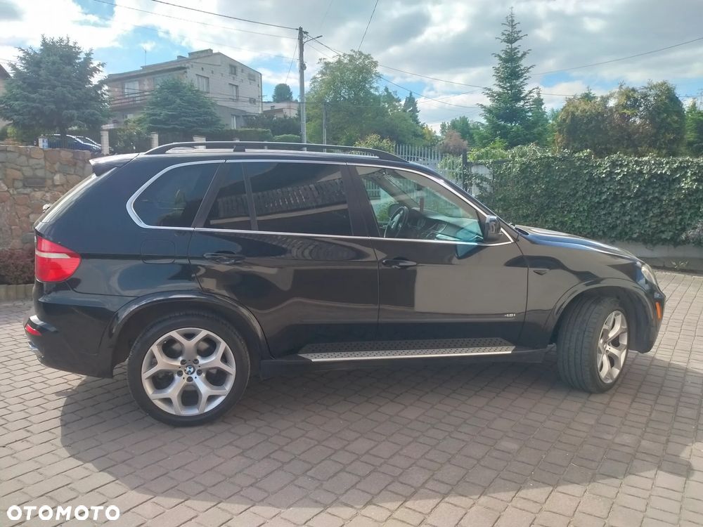 BMW X5 4.8i - 11
