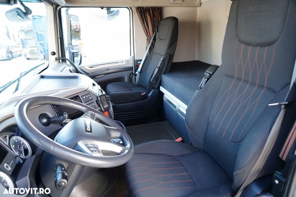DAF XF 530 / RETARDER / I-PARK COOL / CABINĂ SUPER SPACE / - 24