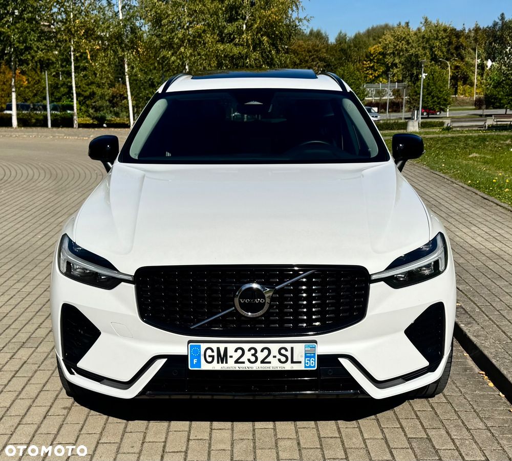 Volvo XC 60 T6 AWD Recharge Geartronic RDesign Expression - 2
