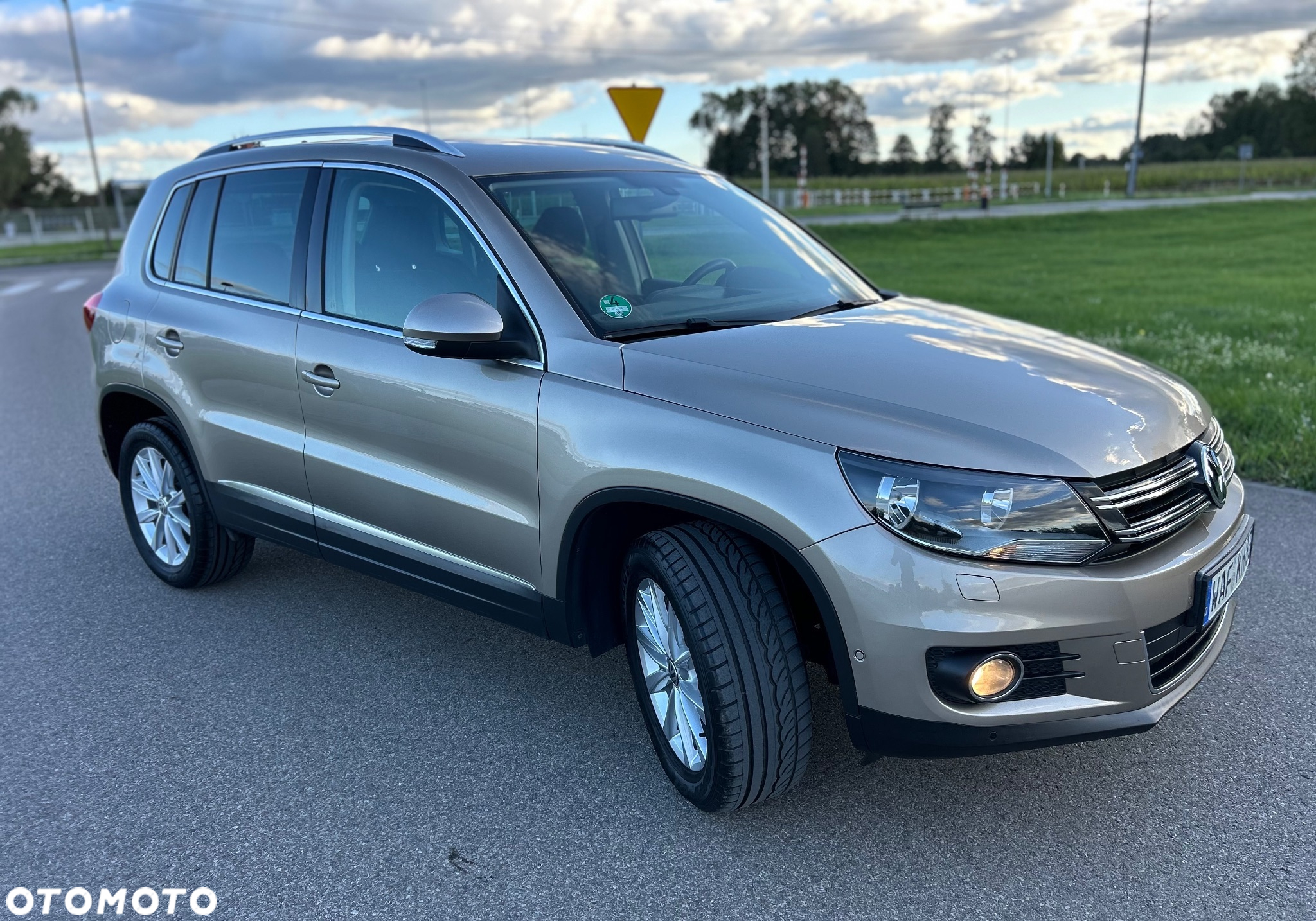 Volkswagen Tiguan 2.0 TDI DPF 4Motion DSG Sport & Style - 11