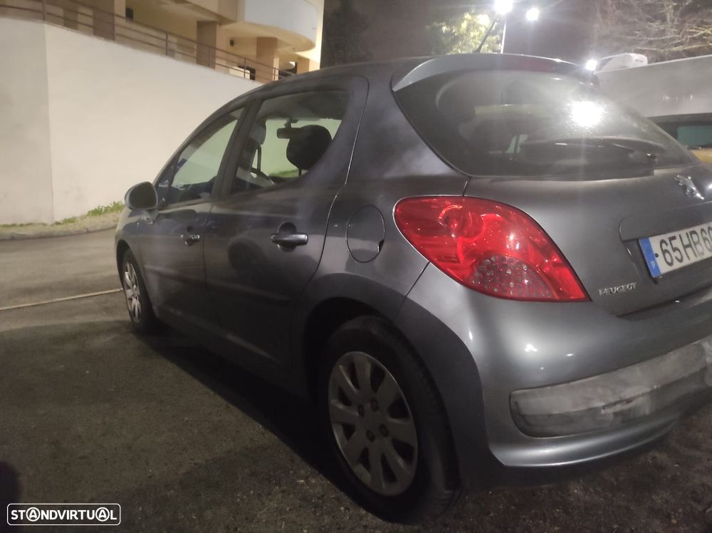 Peugeot 207 1.4 16V Sport - 2