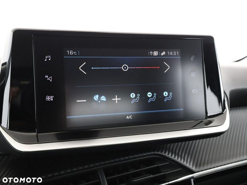 Peugeot 208 PureTech 100 Active - 28