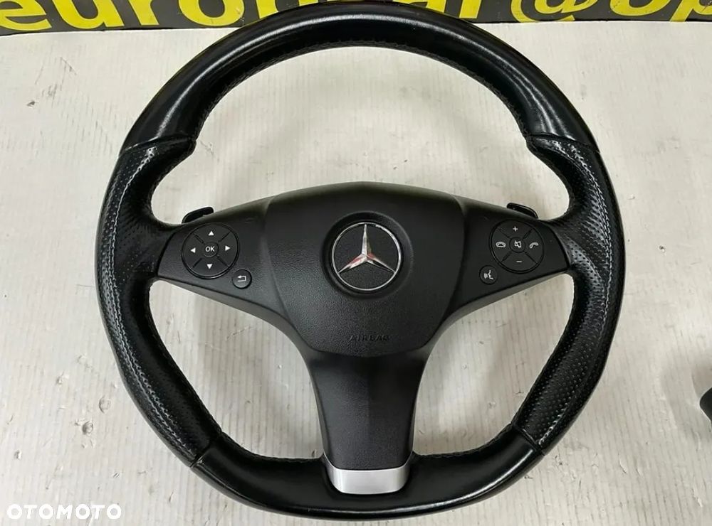 MERCEDES E W212 AMG KIEROWNICA PODUSZKA AIRBAG ŁOPATKI A2074601203 - 1