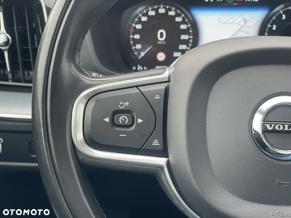 Volvo XC 60 T5 Momentum - 14