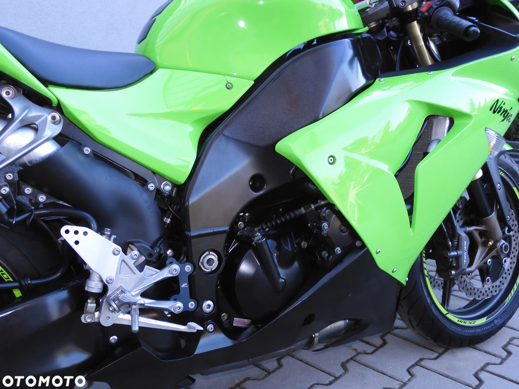 Kawasaki Ninja - 12