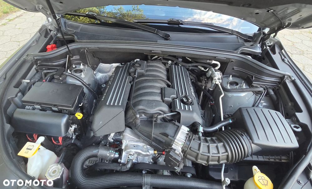 Dodge Durango 6.4 SRT - 37