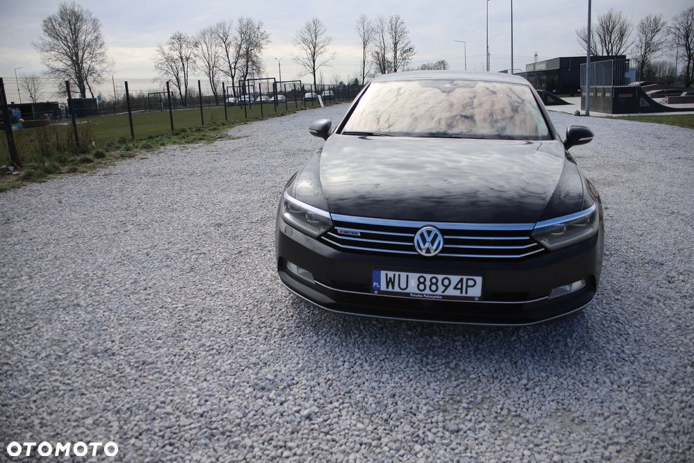 Volkswagen Passat - 8
