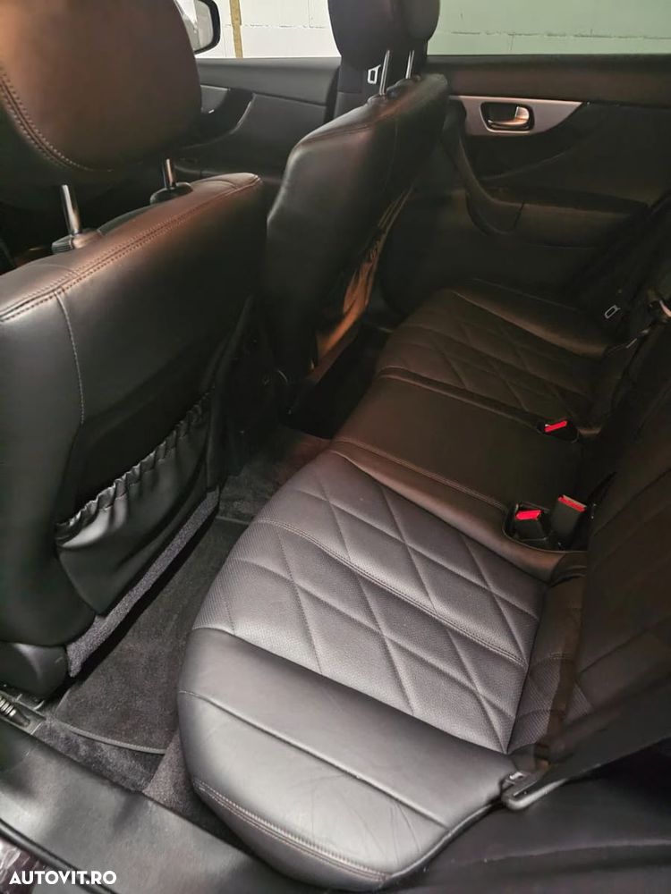 Infiniti QX70 3.0d AWD Aut. GT Premium - 10