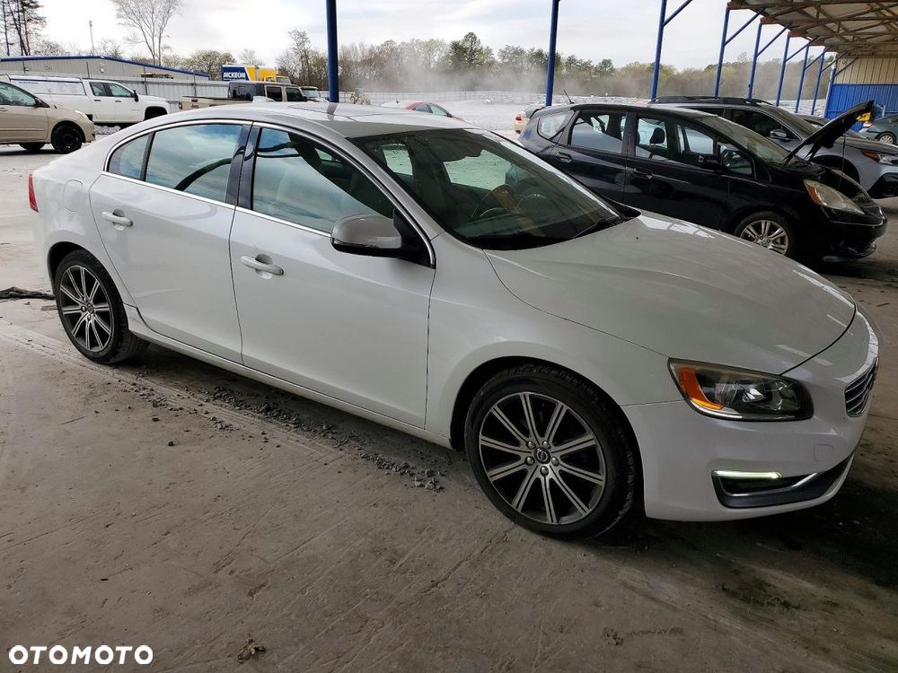 Volvo S60 T5 Geartronic Kinetic - 5