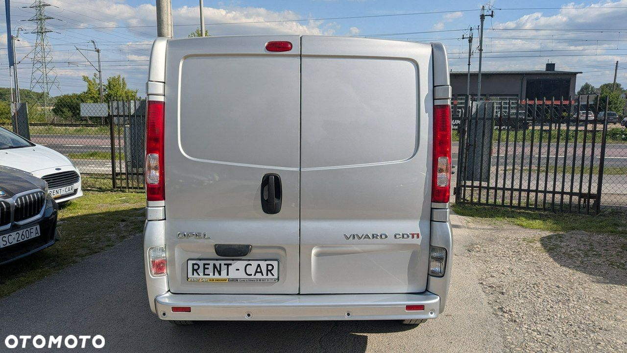 Opel Vivaro - 32