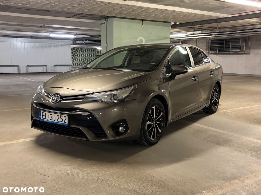 Toyota Avensis 2.0 D-4D Prestige - 1