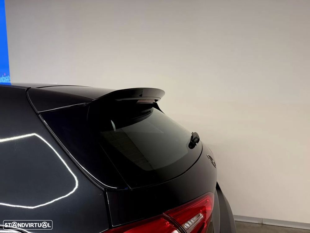 Mercedes-Benz A 160 AMG Line - 42