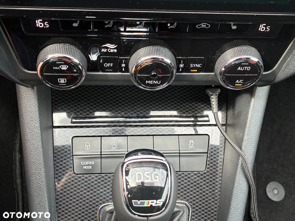 Skoda Octavia 2.0 TSI RS Challenge 245 DSG - 31